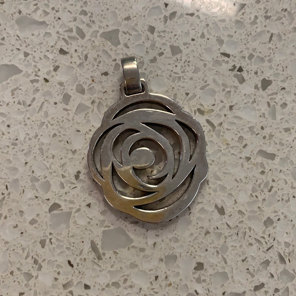 Beautiful Tous flower charm